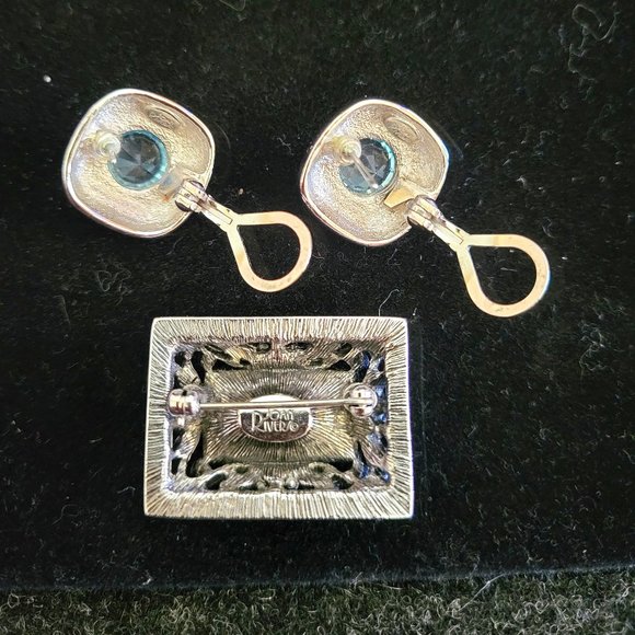 Joan Rivers - Rectangle Brooch and Earrings Set - w/Blue & Clear Rhinestones - Picture 8 of 8